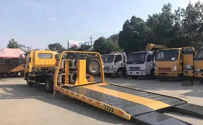 天峨汽车中途维修案例